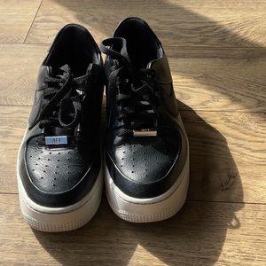 Women’s Air Force one platform tennis shoes